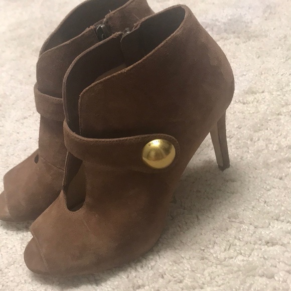 Michael Kors ankle booties used once - Picture 4 of 7